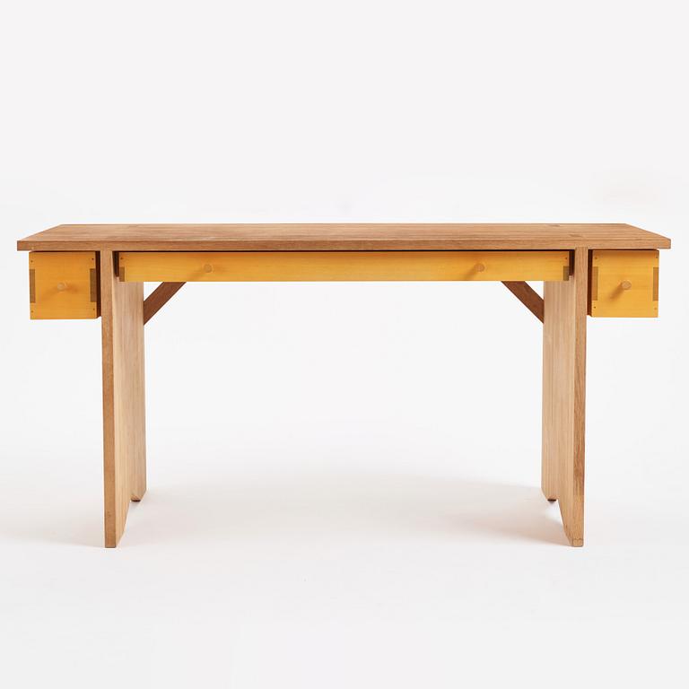 Lars Stensö, a "Singer" desk, "Woodstockholm", Sweden, ca 2015.