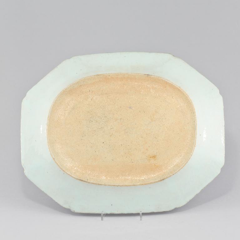 STEKFAT, porslin, Kina 1700-tal.