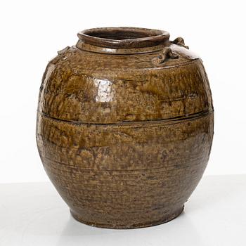 Kruka, glaserat stengods, Sydostasien, sen Mingdynasti/Qingdynasti.