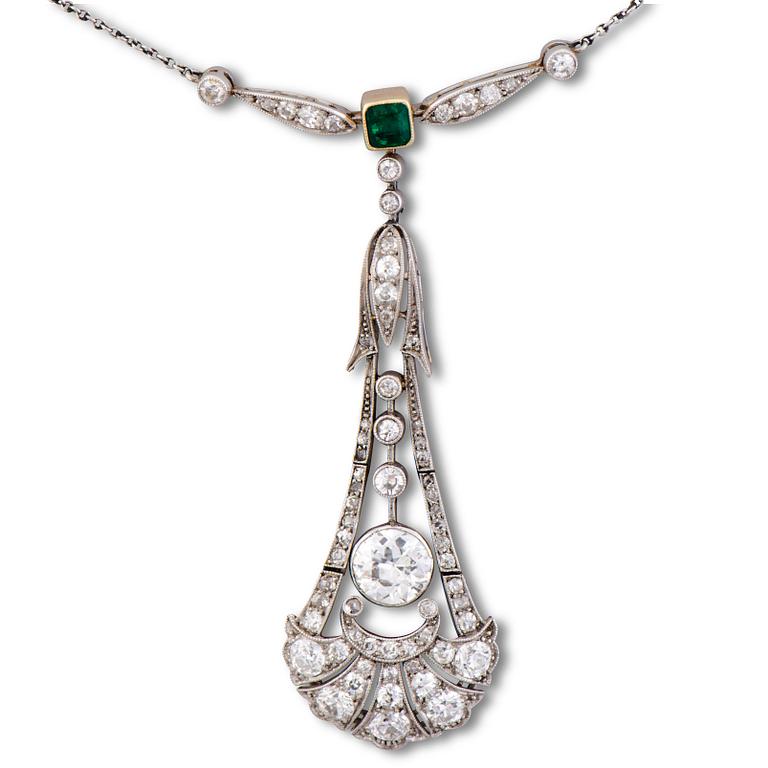 A PENDANT, old and 8/8 cut diamonds, emerald, platinum. Art Deco, c. 1920s.
