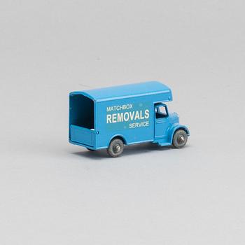 LESNEY MATCHBOX SERIES, Bedford Removals Van RW 17A-3.