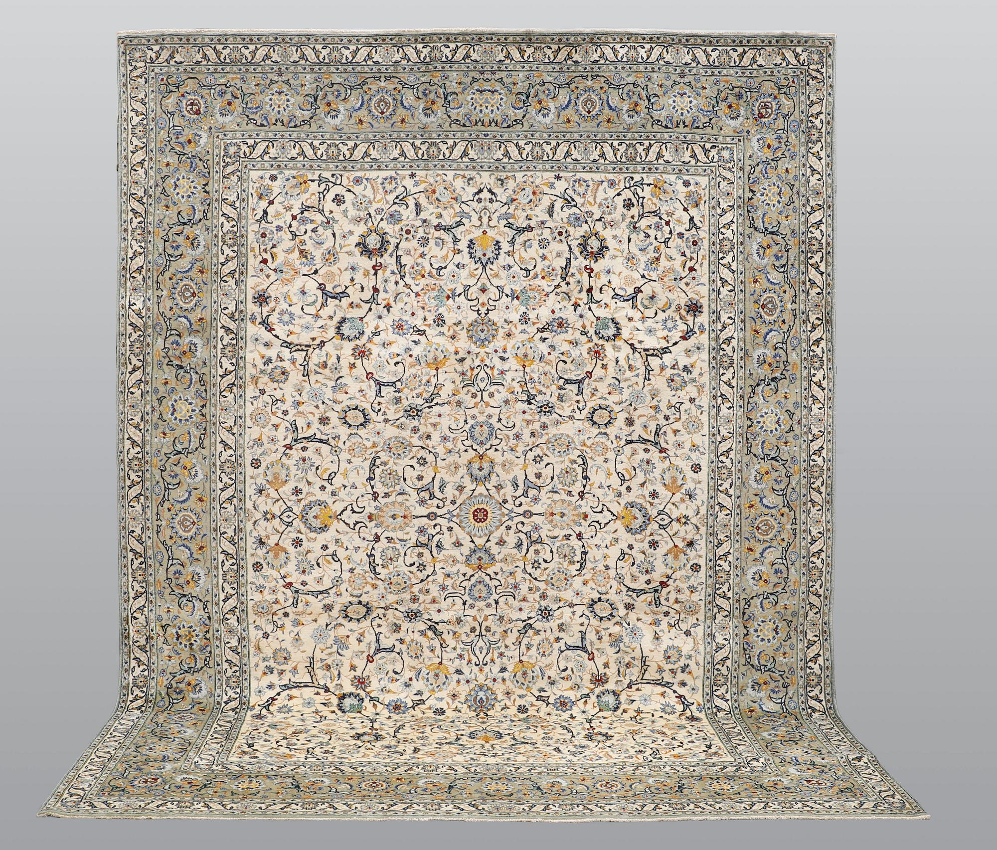 A carpet, Kashan, ca 389 x 295 cm.