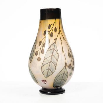 Eva Englund, vase, graal, Orrefors, 1987.