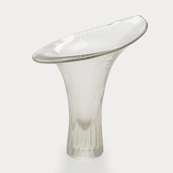 Tapio Wirkkala, maljakko, lasia, ”Kantarelli”, signeerattu Tapio Wirkkala Iittala.