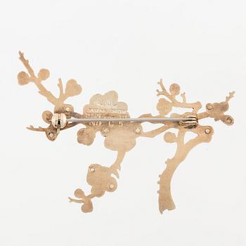 Wiwen Nilsson, brosch, i form av en kvist, förgyllt sterlingsilver, Lund 1969.