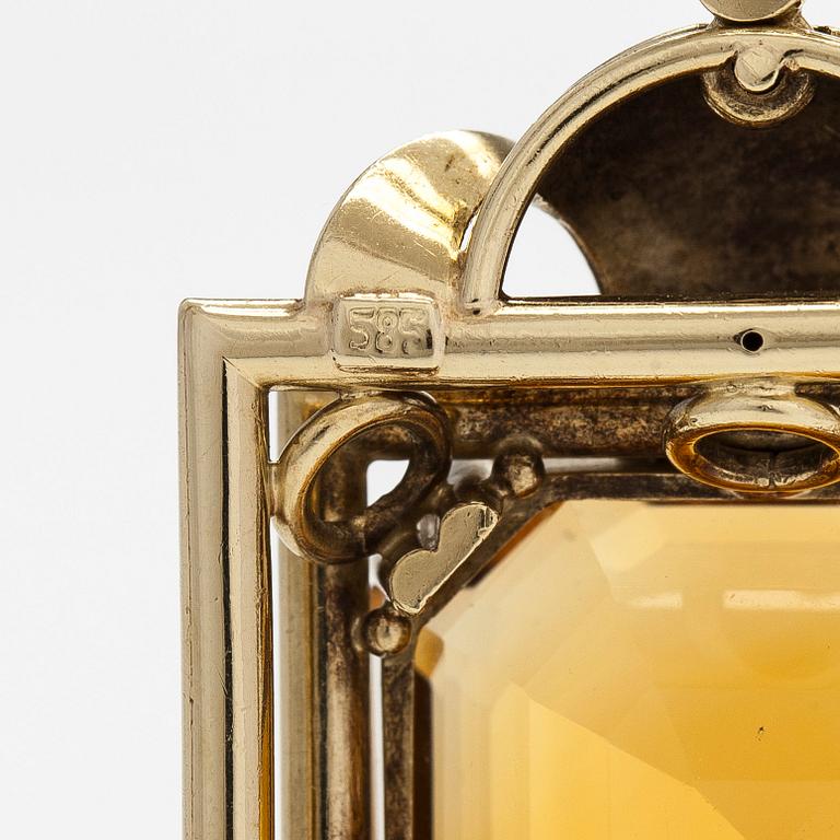 Necklace with pendant, 14K gold and a faceted citrine.