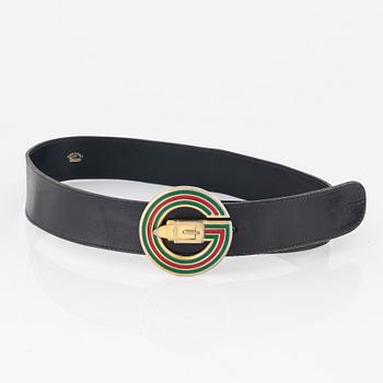 Gucci, two black leather belts, size 70-85.