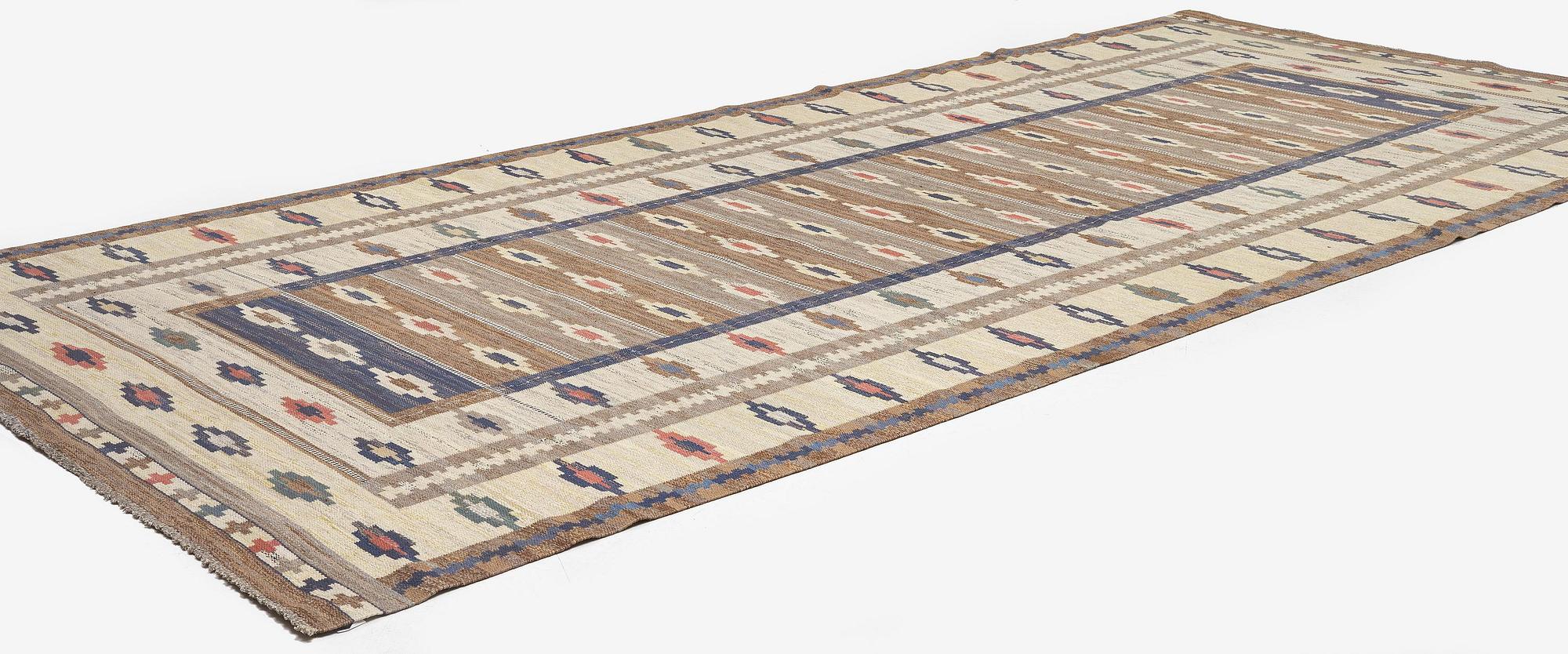 Märta Måås-Fjetterström, matta "Ljusa mattan", rölakan, ca 509 x 225 cm, signerad MMF.