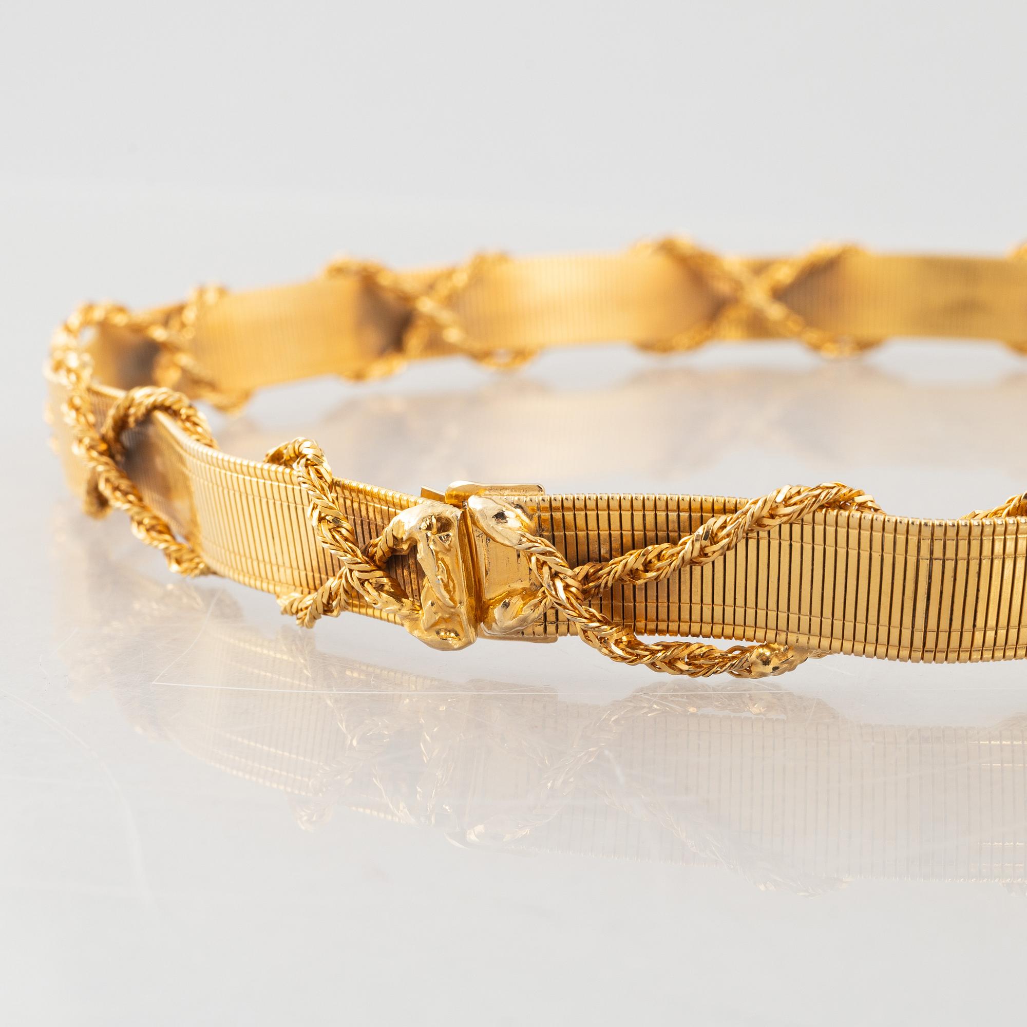 Christian Dior, a vintage belt.