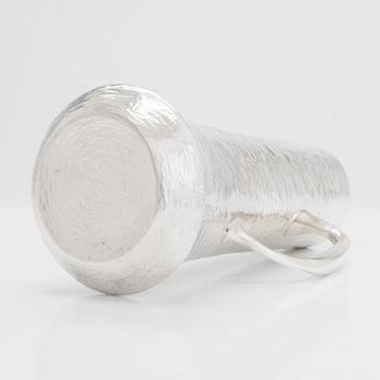 Tapio Wirkkala, tillbringare och bägare, ett par, sterlingsilver, Kultakeskus, Tavastehus 1972-73.