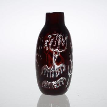 An Edvin Öhrström 'Ariel' glass vase, Orrefors 1971.