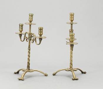 LJUSSTAKAR, ett par, mässing. Barockstil, 1800-tal.