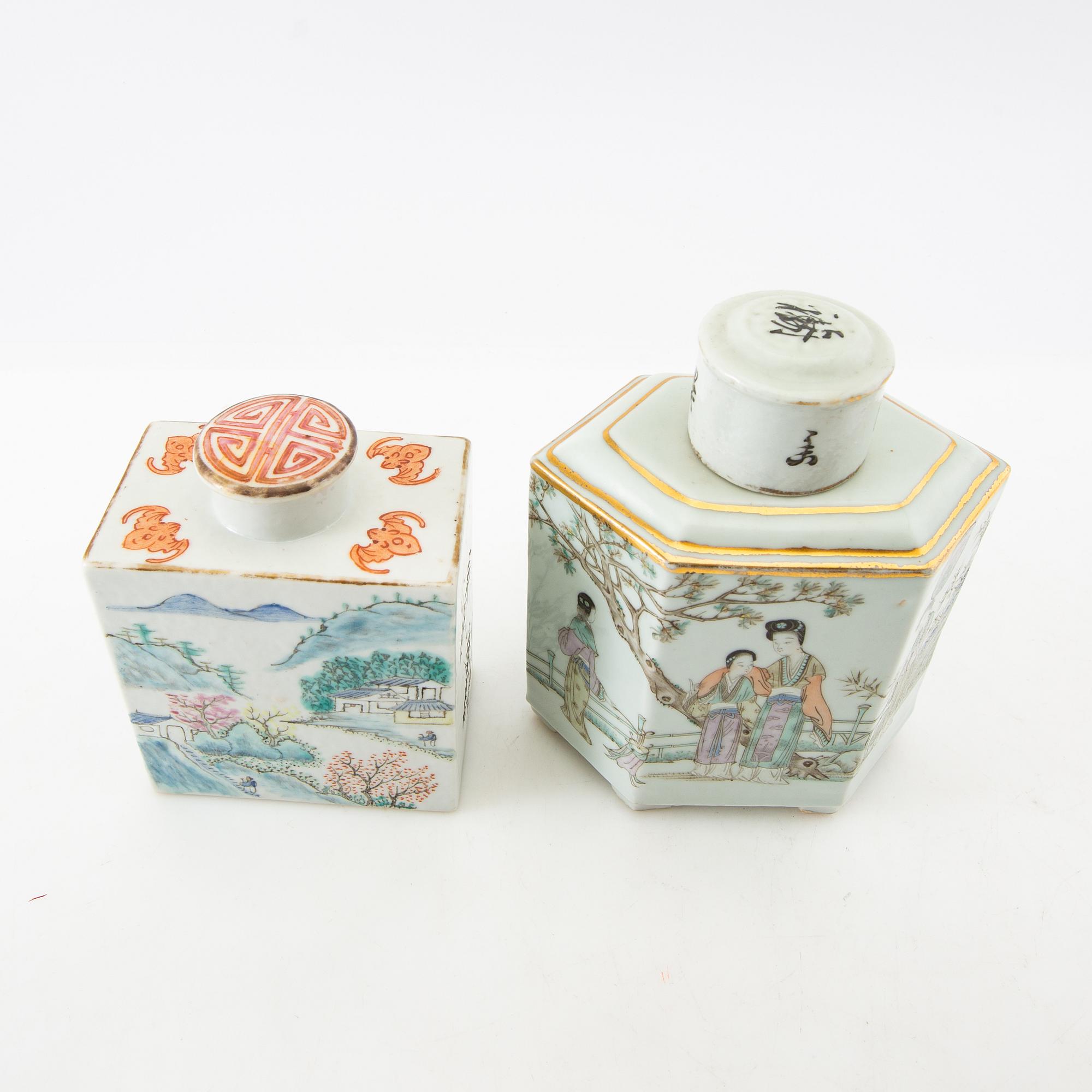 Two famille rose tea caddies, late Qing dynasty, circa 1900.