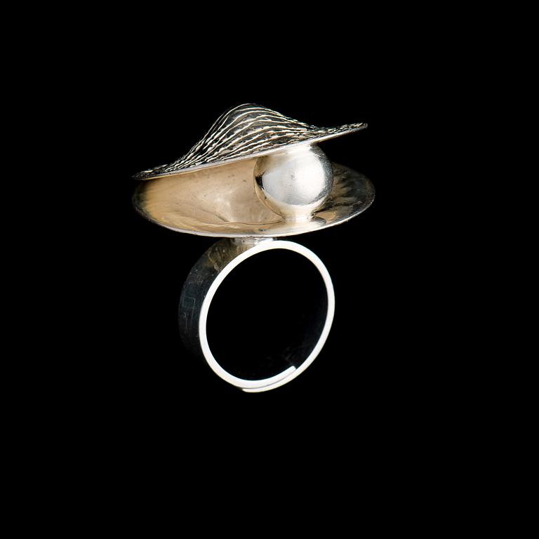 ELIS KAUPPI, A RING, sterling silver, Kupittaan Kulta 1971.