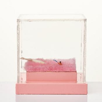 Marie-Louise Ekman, "Dam med behå och springande dam-ben".