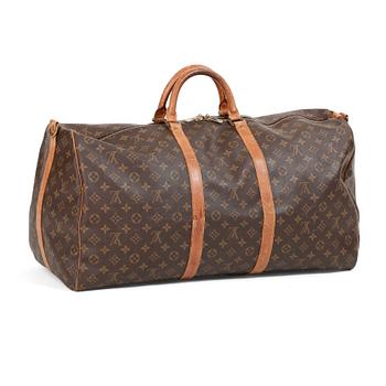 761. LOUIS VUITTON, a Monogram canvas "Keepall 60" weekend bag.
