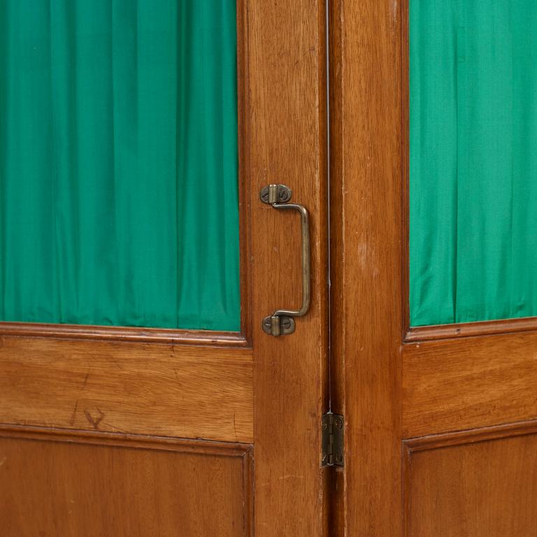 SKÄRMAR, ett par. Directoire, troligen Ryssland, omkring år 1800.