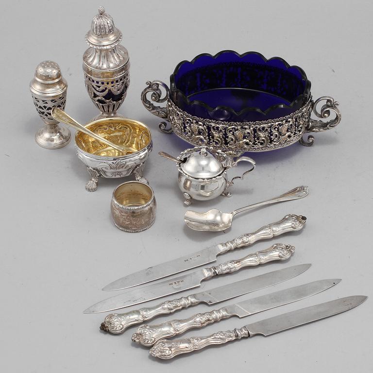 PARTI SILVER, 13 delar samt SKÅL, nysilver, 1800/1900-tal. Silver vikt ca 399 g.