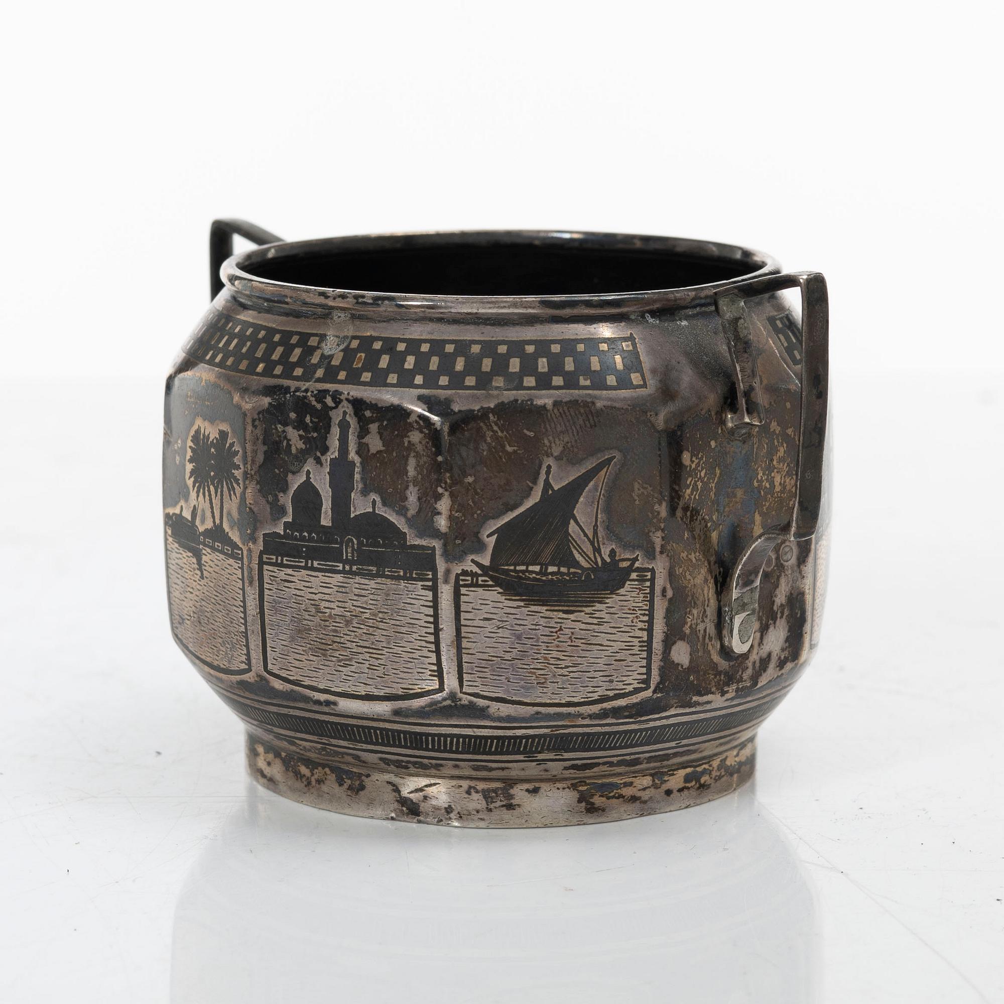 Tray and sugar bowl, silver, Iraq, first half of the 20th century.