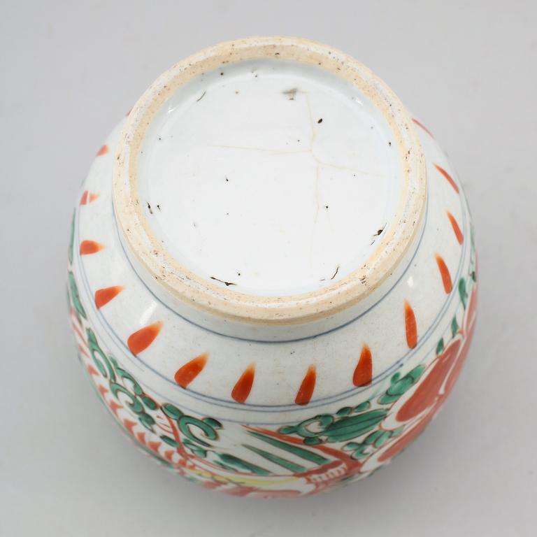 URNA MED LOCK, porslin, Kina, Transition stil 1600-tal.