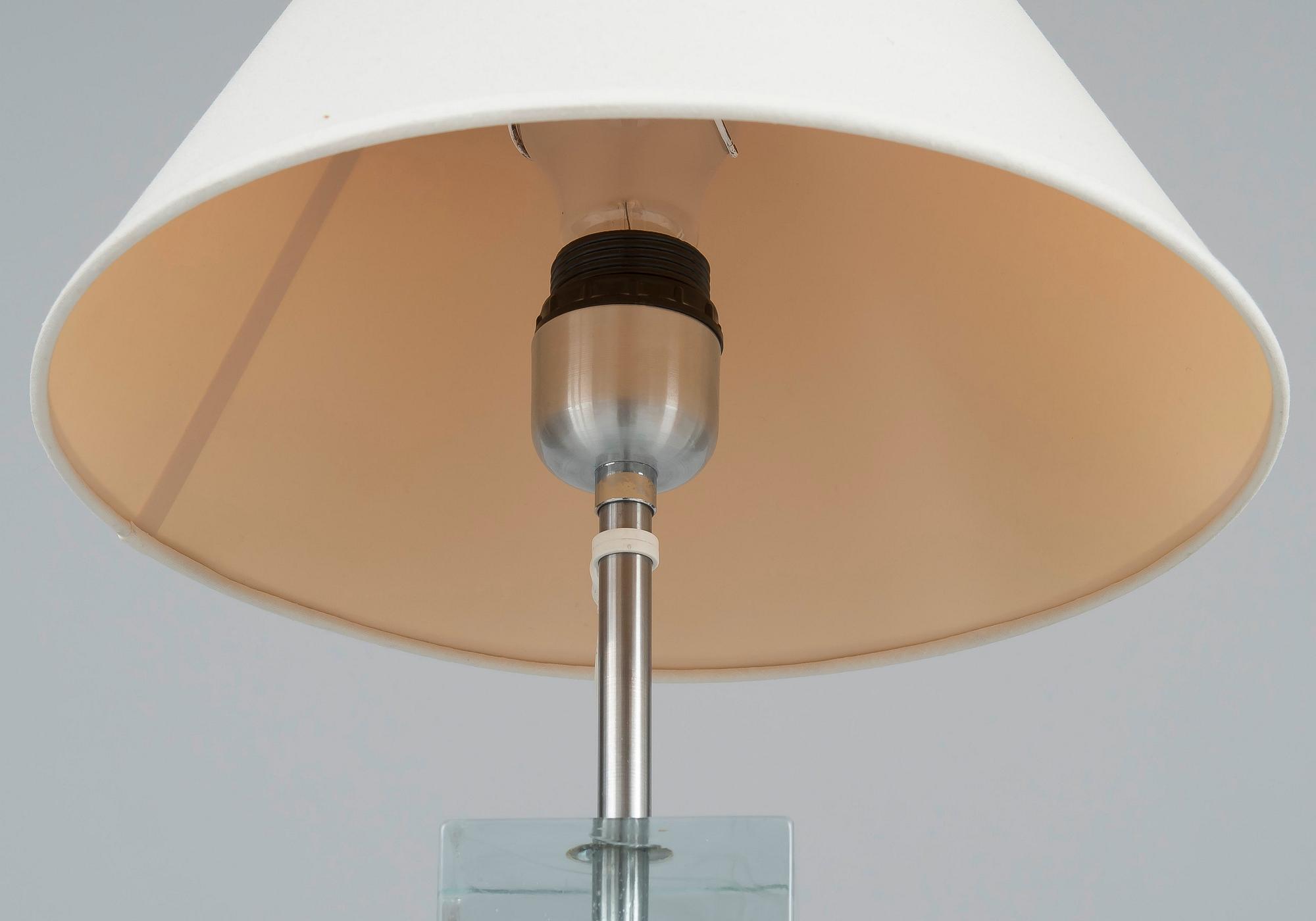 Oiva Toikka, BORDSLAMPA.
