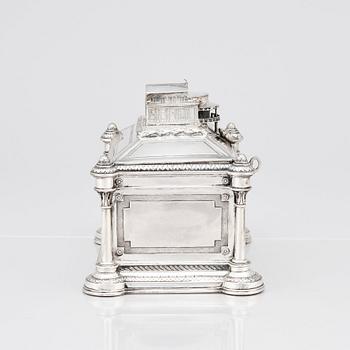 A German mid- 19th century silver jewelry box, mark of Brahmfeld & Gutruf, Hamburg.