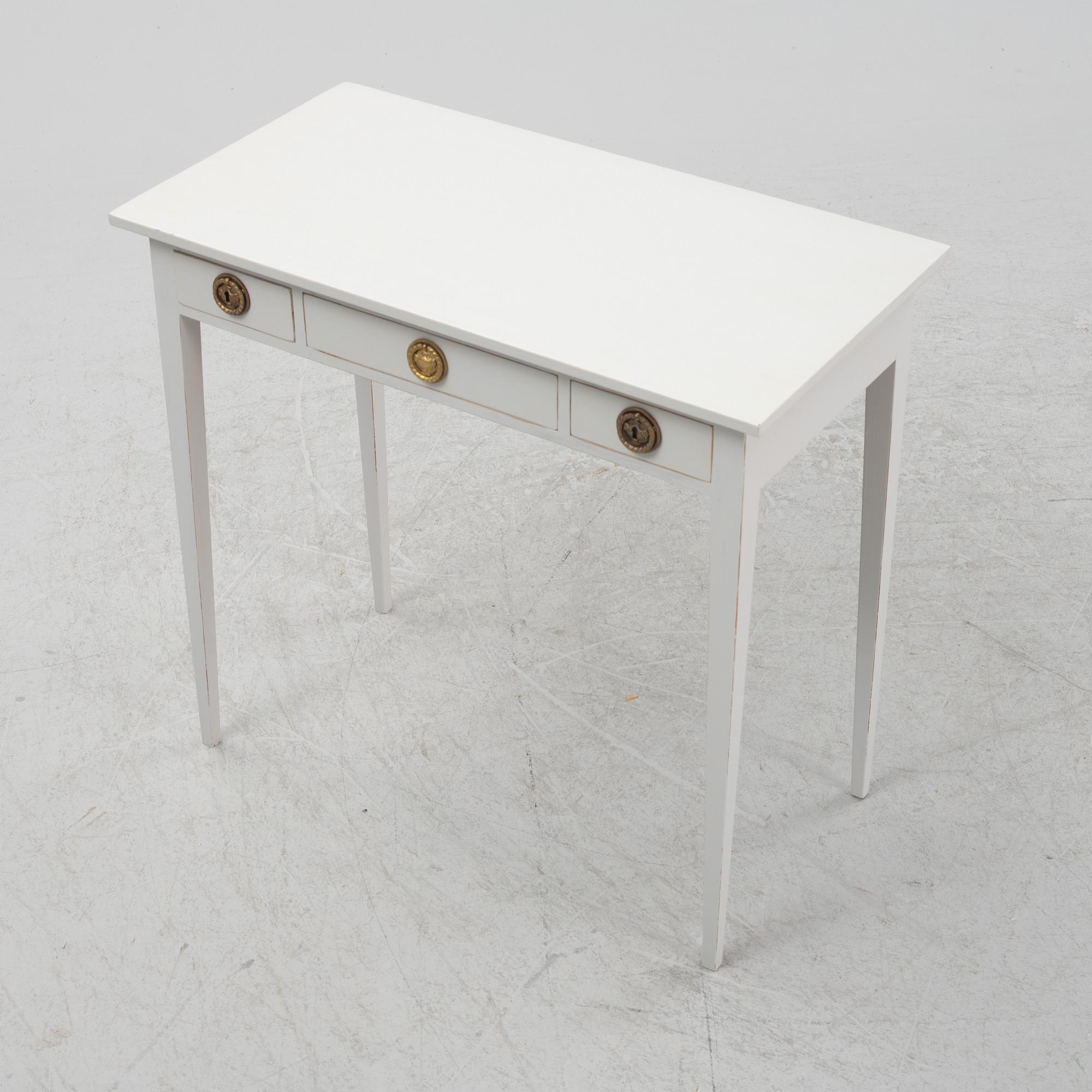 A painted side table with drawers, Gustavian style, 20th Century.