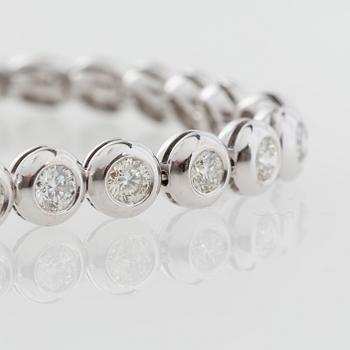 ARMBAND, 18K vitguld med briljantslipade diamanter ca 4.35 ct.