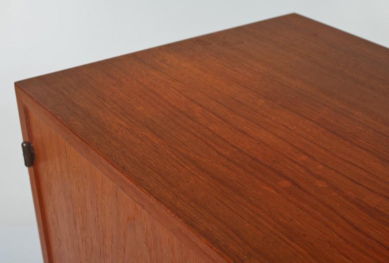 SIDEBOARD, 1900-talets tredje kvartal.