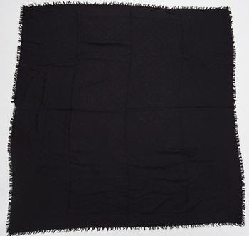 SJALAR, 3 stycken, Louis Vuitton.