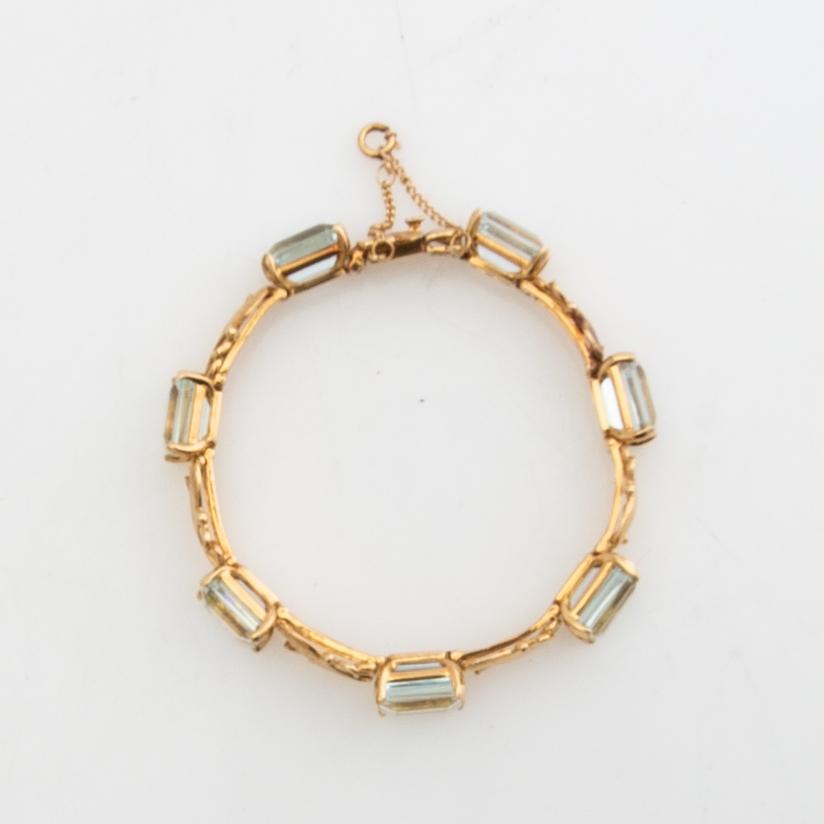 Armband, 18K guld med akvamariner.
