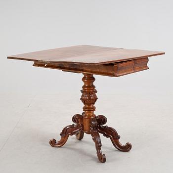 SPELBORD, nyrokoko, 1800-talets andra hälft.