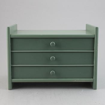 Carl Malmsten, a pinewood 'Visingsö' bookcase/cabinet, second half of the 20th Century.