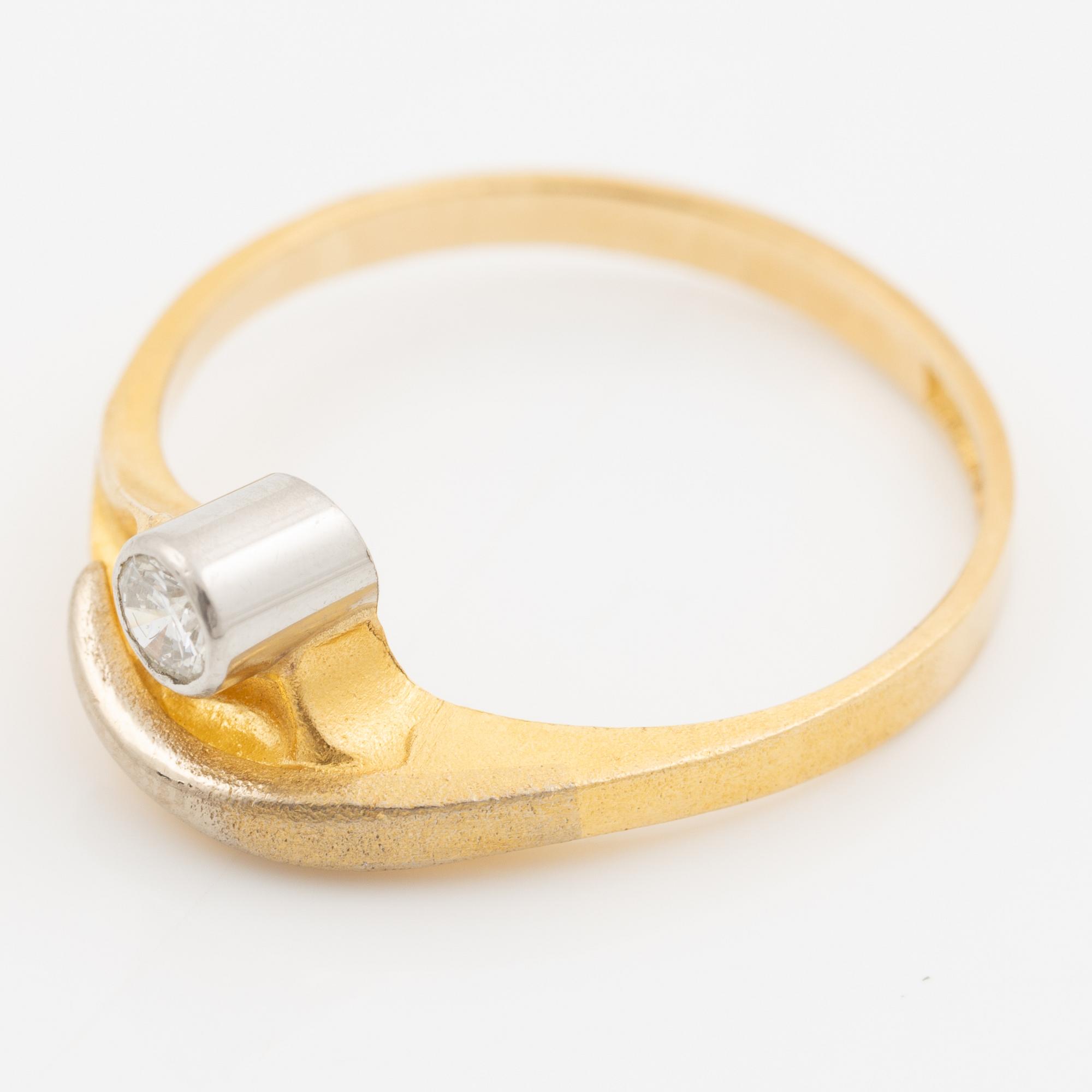 Lapponia, ring 18K gold set with a round brilliant-cut diamond, Finland 1978.