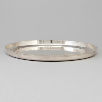 ÅKE STRÖMDAHL, a sterling silver tray from Hugo Strömdahl AB, Stockholm, 1954.