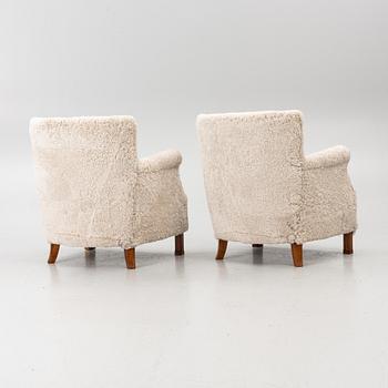 Pair of armchairs, Swedish Modern, mid-20th century.