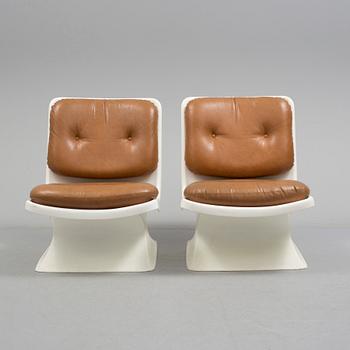 A pair of lounge chairs by Albert Jacob Toller, Grosfillex, France.