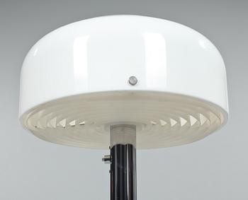 GOLVLAMPA, "Knubbling", Anders Pehrson, Ateljé Lyktan, Åhus, 1900-talets andra hälft.