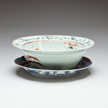 TVÄTTFAT samt FAT, porslin, Kina resp Japan, 1800-tal/1900-tal.
