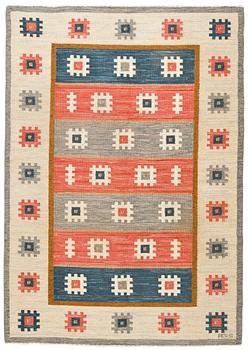 883. MATTA. Rölakan. 239 x 168 cm. Signerad AGS (Anna Greta Sjöquist).