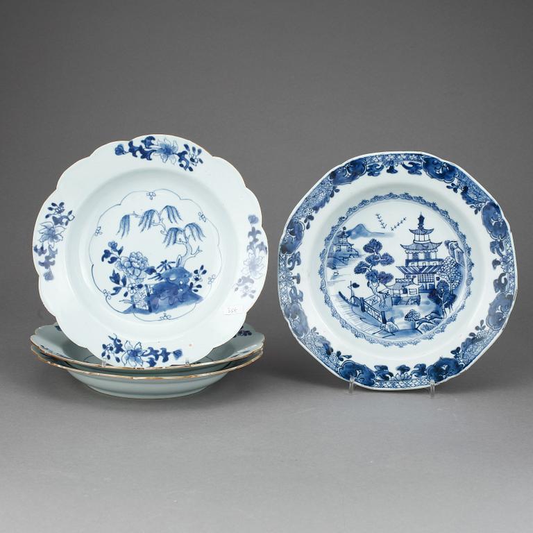 TALLRIKAR, 3+1, porslin, Qianlong, Kina 1700-tal.