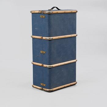 KOFFERT, omkring 1900-talets mitt.