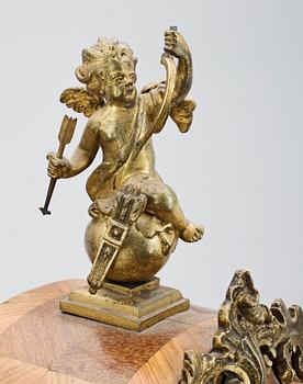 BORDSPENDYL, rokokostil, märkt Petter Ernst  Stockholm, 1800-tal.