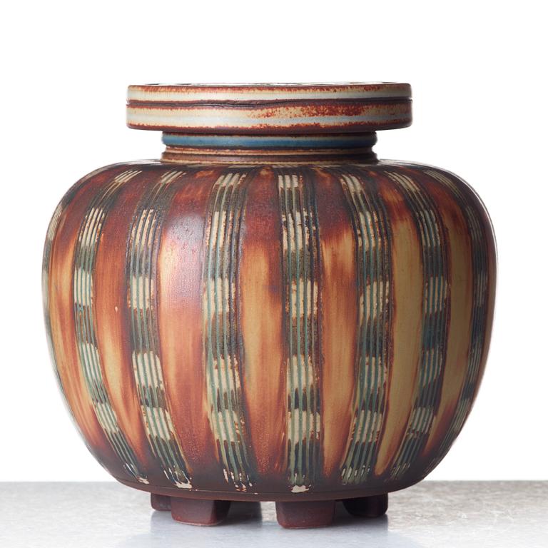 Wilhelm Kåge, a "Farsta" stoneware lidded jar, Gustavsberg studio, Sweden 1958.