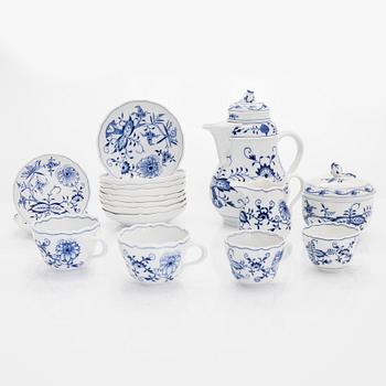 Meissen, Astiaston osia, 13 kpl, "Zwiebelmuster", Meissen, Saksa.