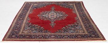 Semi-antique Keshan carpet, approx. 319 x 216 cm.
