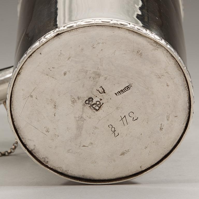 A Swedish 18th century silver coffee-pot, Julius Marianus Bergs, Stockholm 1784.