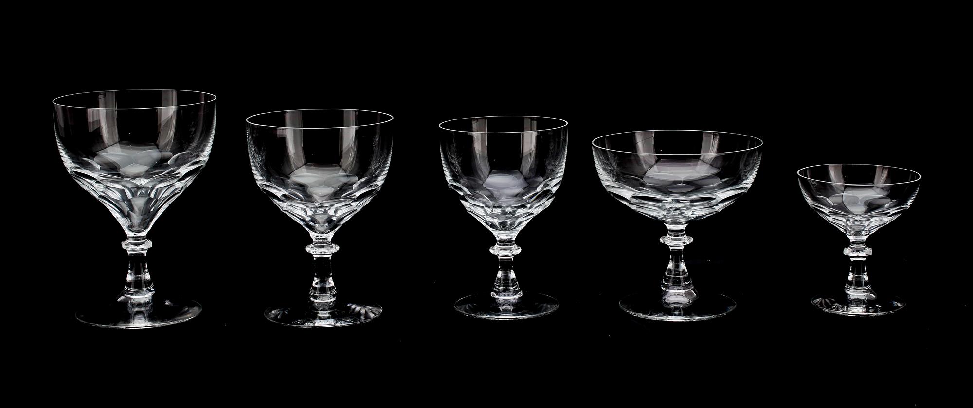 GLASSERVIS, 51 delar, kristall, 1900-tal.