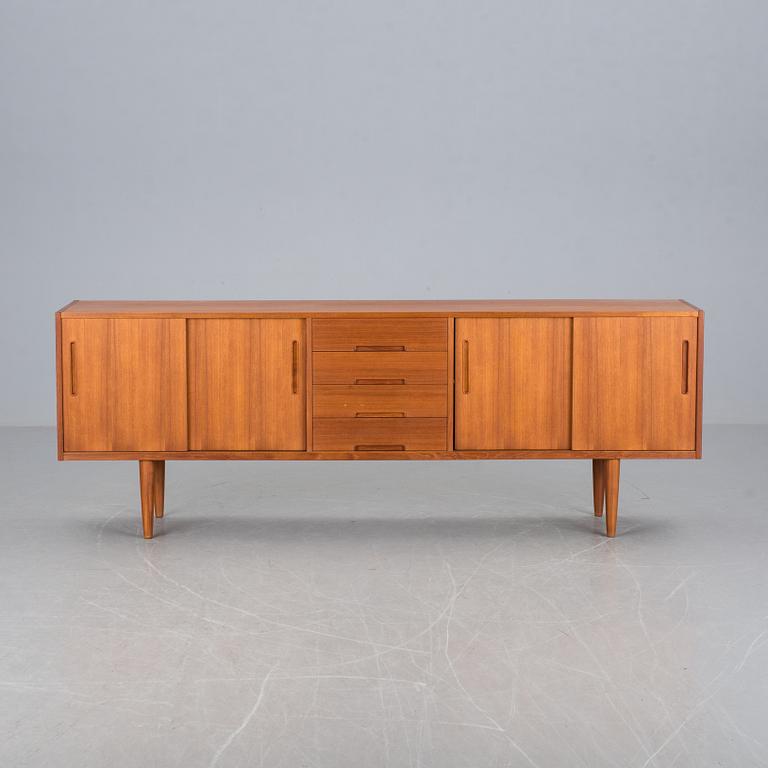 SIDEBOARD, "Gigant", Nils Jonsson, Troeds, 1950/60-tal.