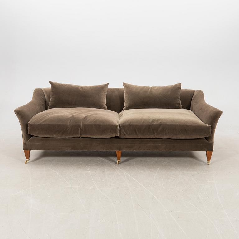 Rose Uniacke sofa "Drawing Room" England 21st century.